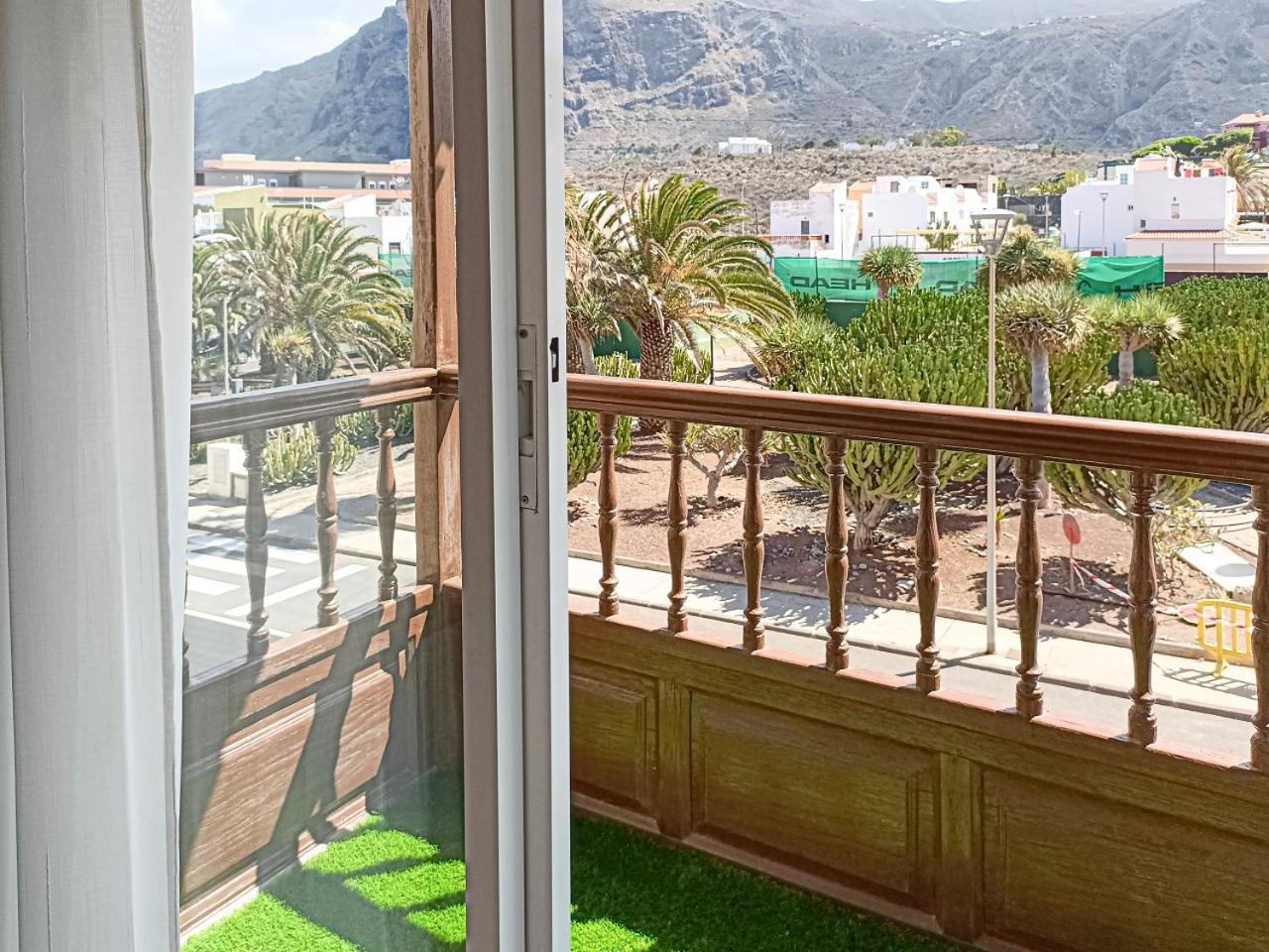 Apartment Beautiful 1 Bedroom With Mountain View Los Silos