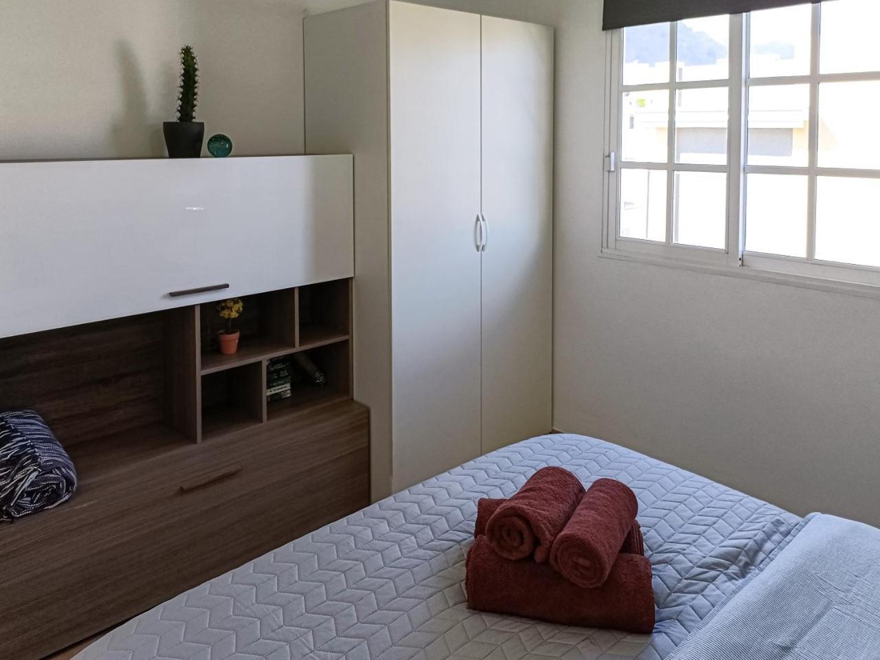 Beautiful 1 Bedroom With Mountain View